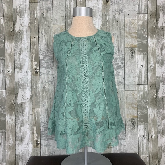 Xhilaration Tops - 🧁 Xhilaration | Jade Lace Tank Top